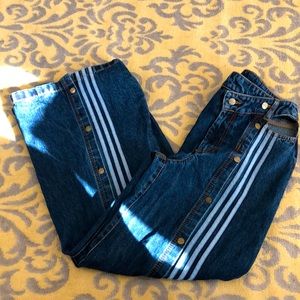PRE LOVED ADIDAS X IVY PARK SNAP PANTS.